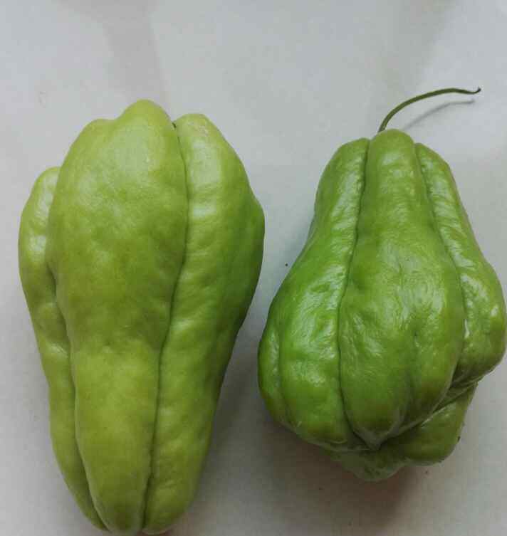 佛手瓜炒肉丝步骤1