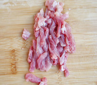 肉丝豆芽焖饼步骤1