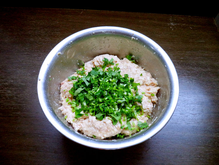 鲜肉豆腐丸步骤5
