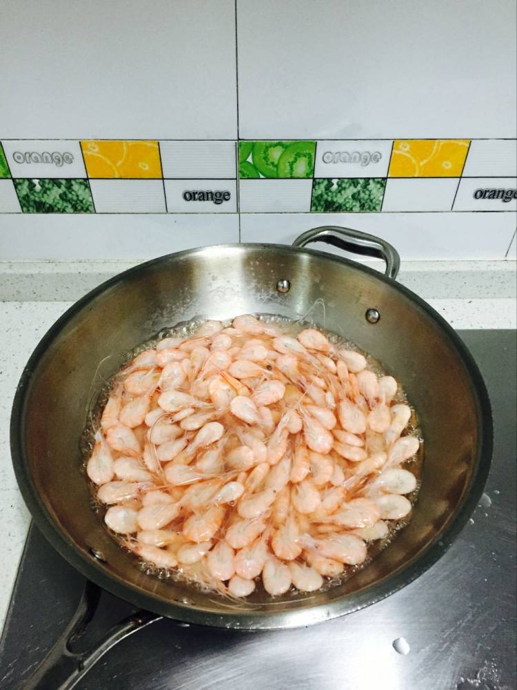 虾仁饺子步骤1