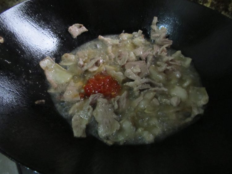 尖椒炒肉步骤5