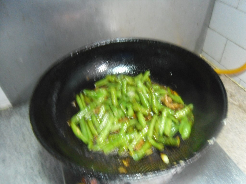 煸炒菜豆步骤8