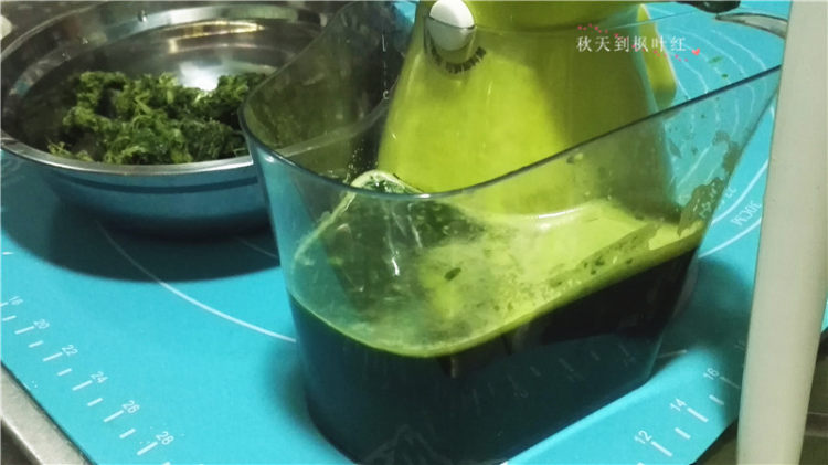 菠菜鲜肉清汤馄饨步骤2