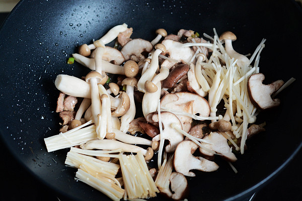 红薯杂菇炊饭步骤6