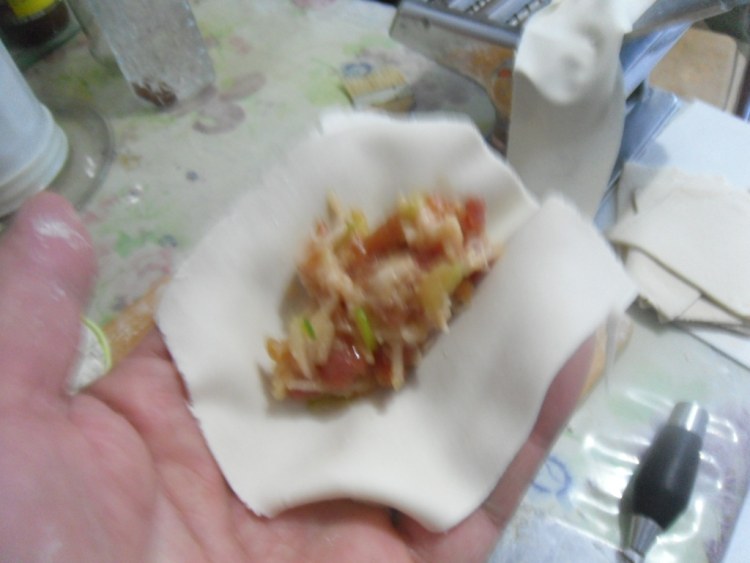 莲藕猪肉馄饨步骤9