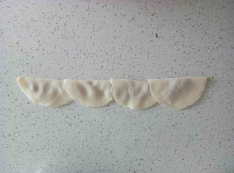 玫瑰煎饺步骤6