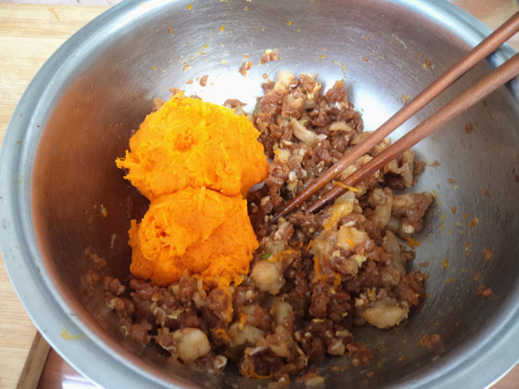 三鲜南瓜馅水饺步骤9