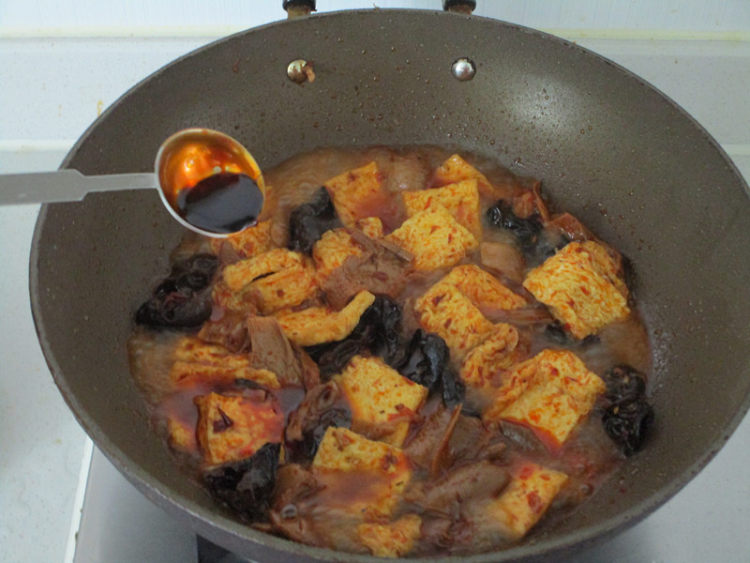 豆腐菌菇炒肉片步骤6