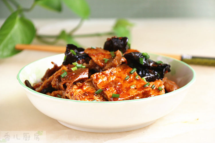 豆腐菌菇炒肉片步骤11