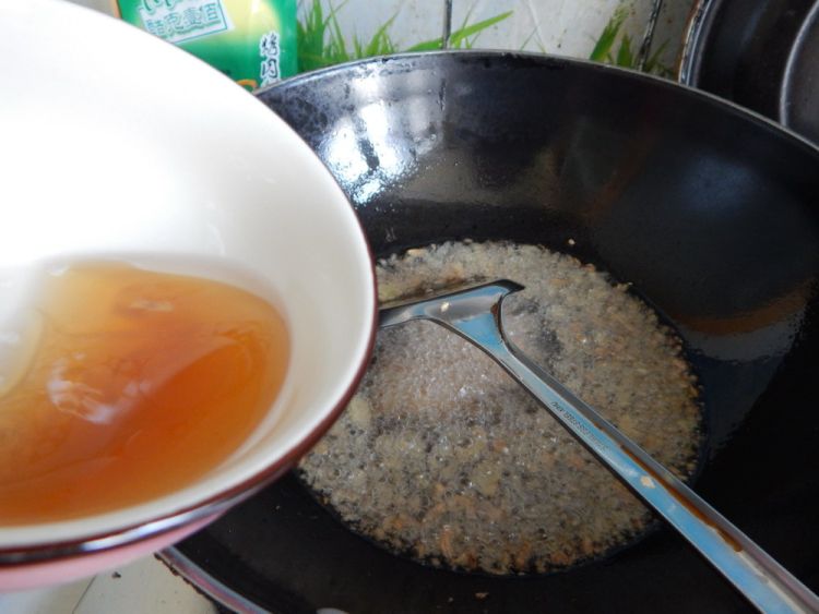 豆豉肉丁辣酱步骤9