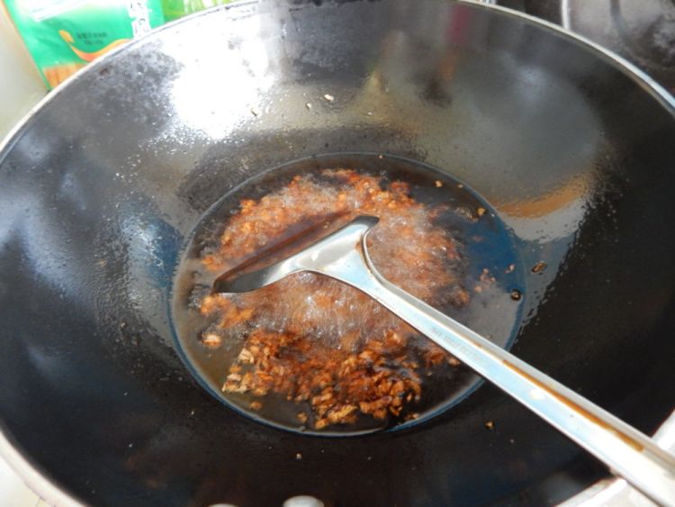 豆豉肉丁辣酱步骤13