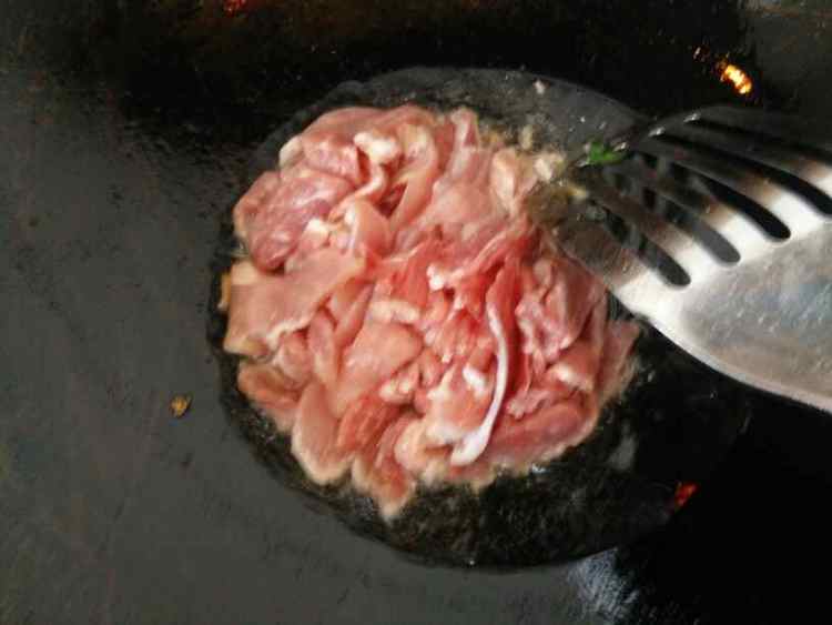 大葱炒肉步骤3