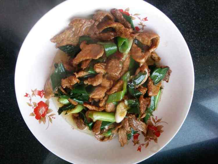 大葱炒肉步骤9