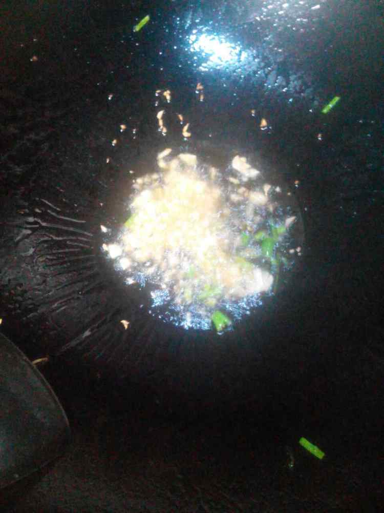 青瓜炒肉步骤6