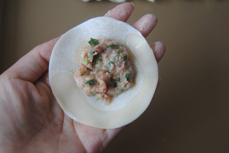 韭菜大肉饺步骤5