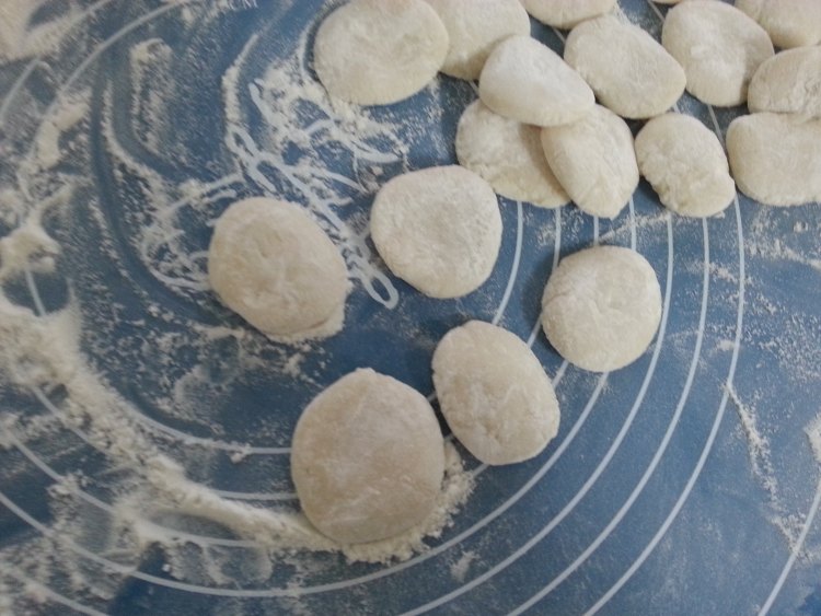 鲜肉莆公英水饺步骤7