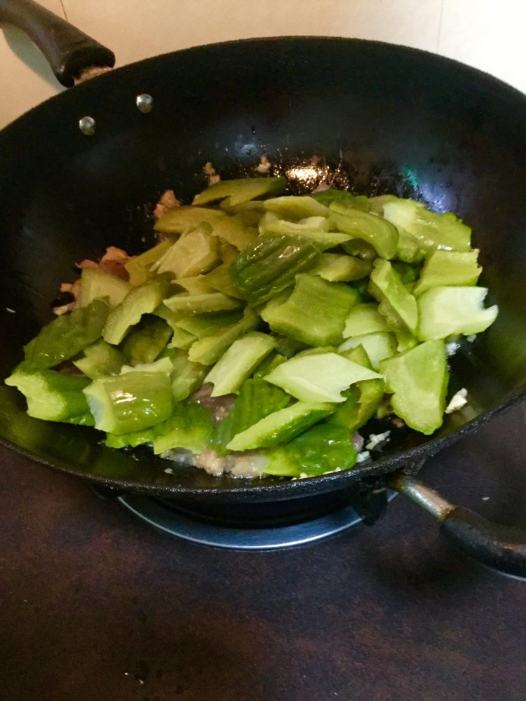 肉焖苦瓜步骤9