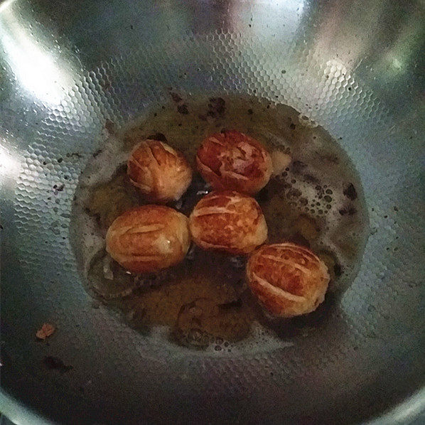 虎皮蛋肉片炒花菜步骤7