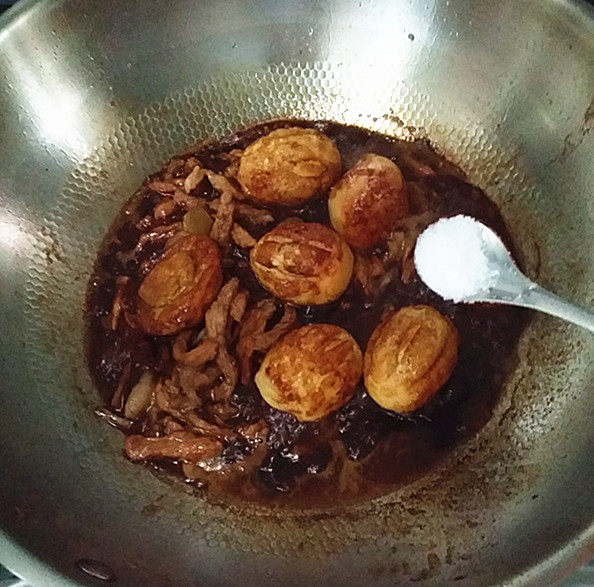 虎皮蛋肉片炒花菜步骤11