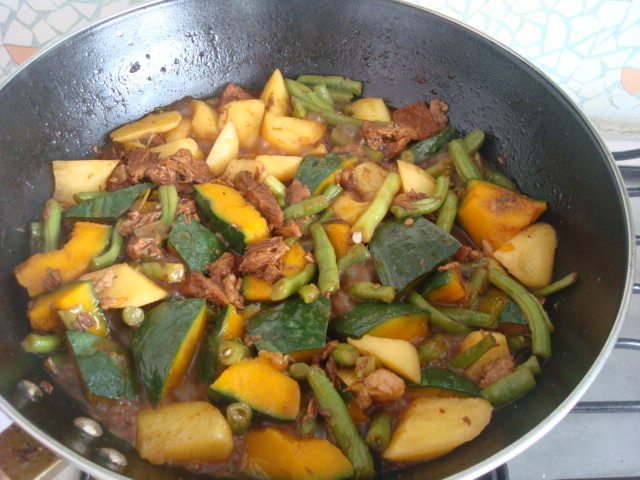 土豆豆角南瓜大烩菜步骤12