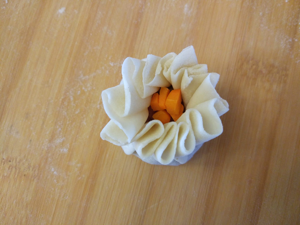 香菇猪肉烧麦步骤7