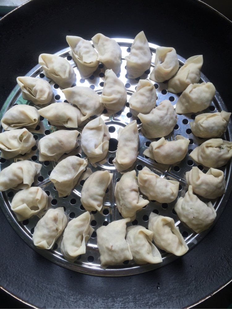 白菜香菇猪肉馅饺子步骤11