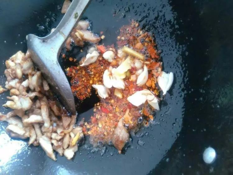 肉丝竹笋步骤6
