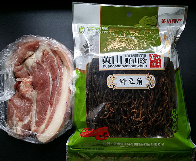 幹豆角烧肉步骤1