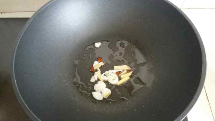 土豆烧肉盖浇饭步骤7