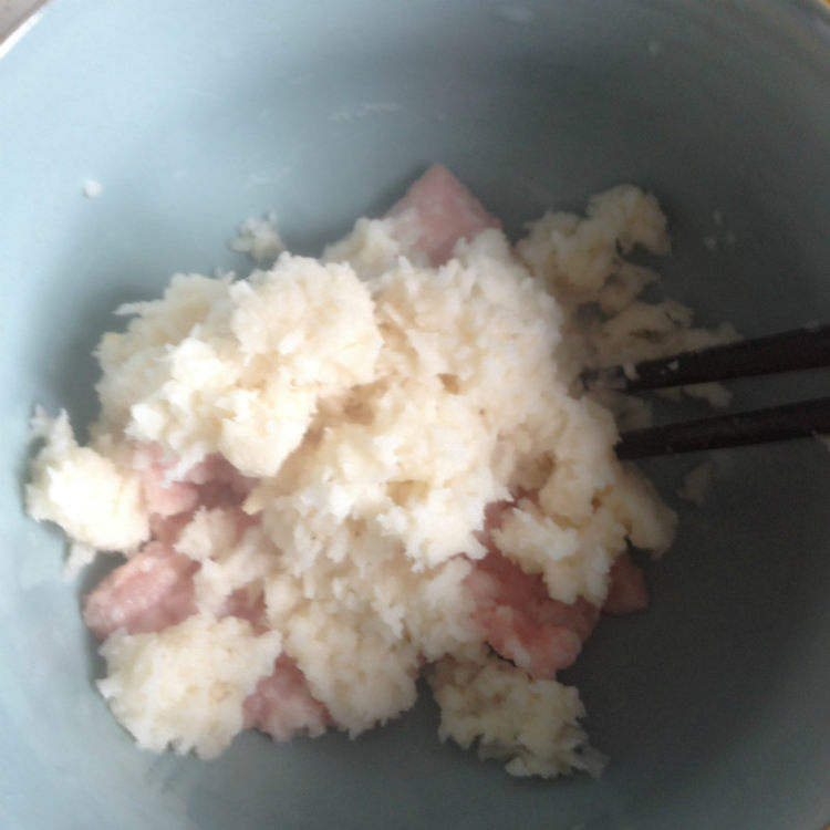 立秋藕香珍珠丸步骤2
