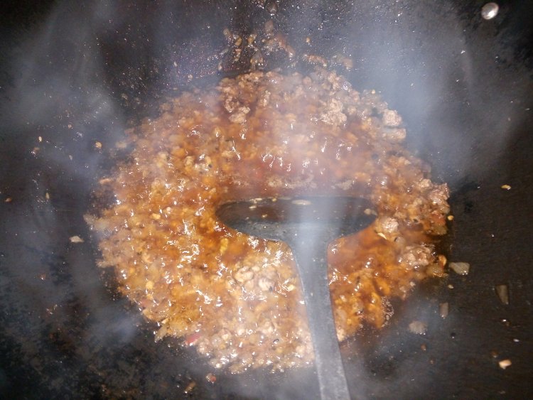 洋葱番茄肉酱步骤8