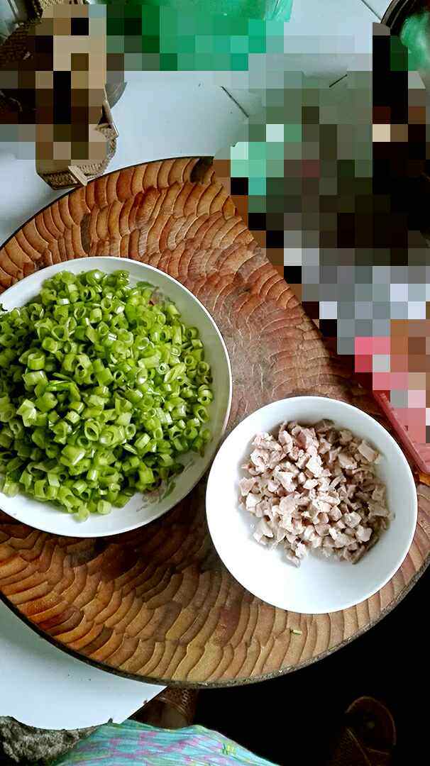 蚝油空心菜炒肉末步骤1