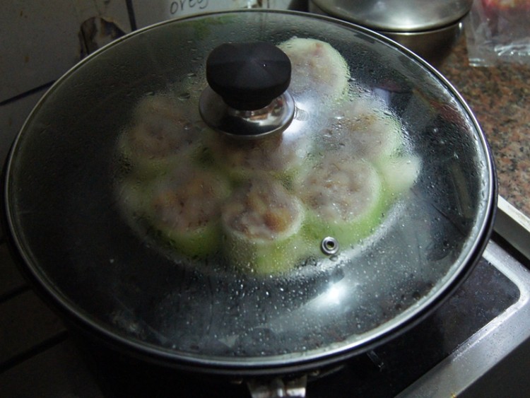 瑶柱肉饼蒸节瓜步骤8