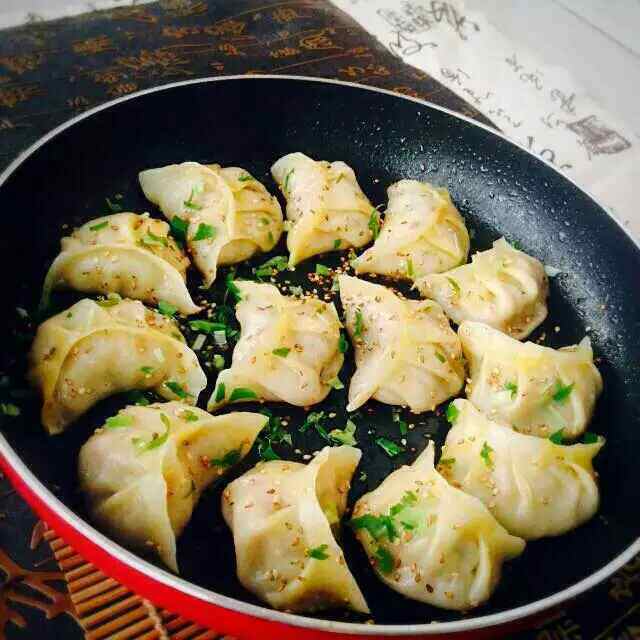 胡萝卜猪肉生煎包步骤14