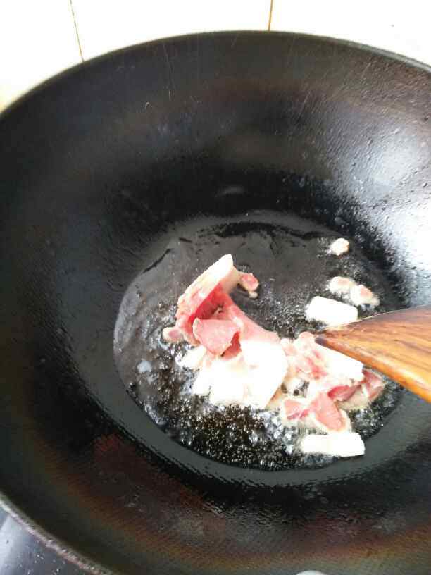 肉片辣炒瓠瓜步骤2