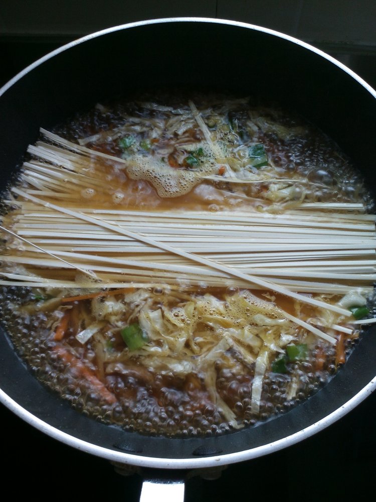 肉丝汤面步骤7