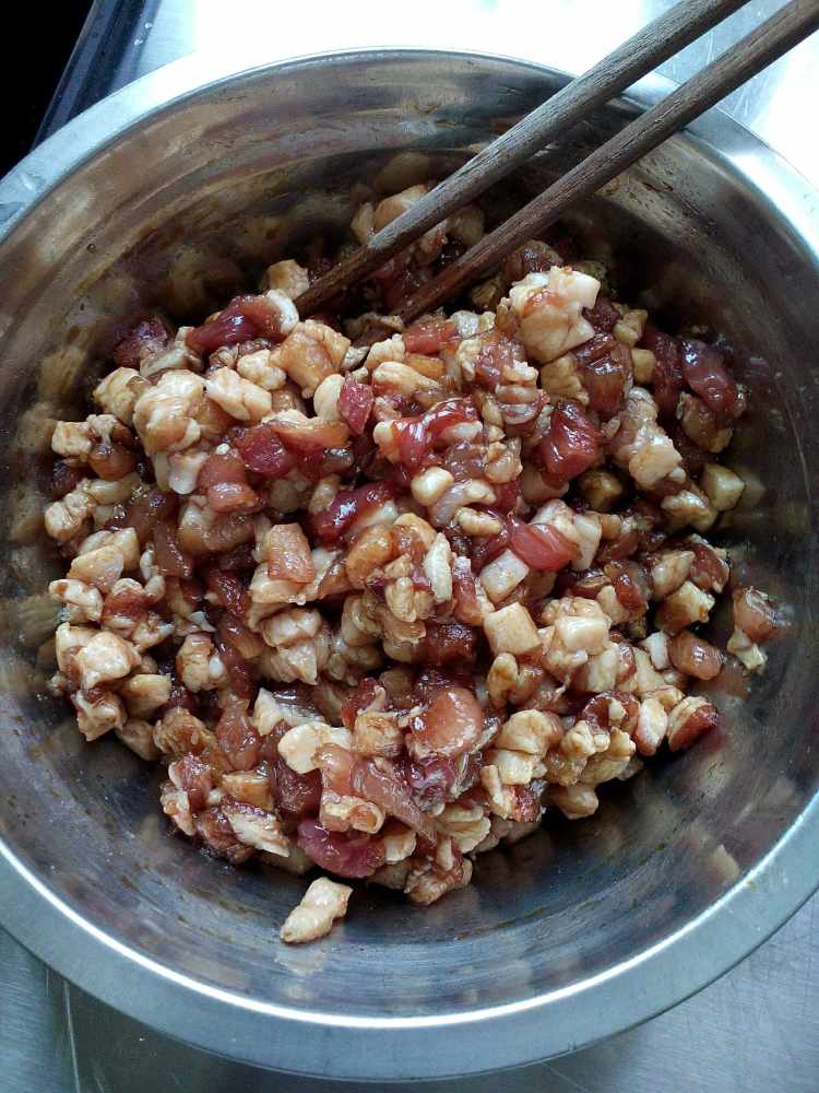 猪肉芸豆大包子步骤1