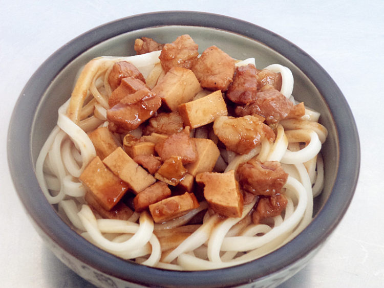 香干肉丁酱拌面步骤12