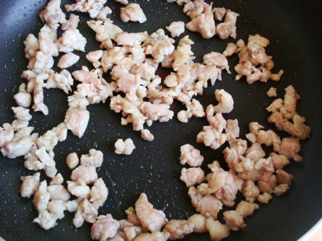 肉沫土豆茄子丁步骤3