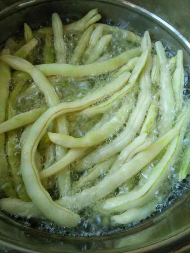 豆角肉馅包步骤2