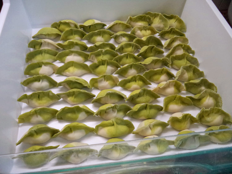 翡翠虫草花鲜肉饺步骤11