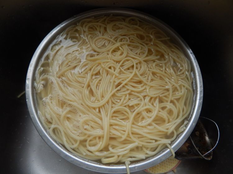 肉末茄子凉拌意面步骤6
