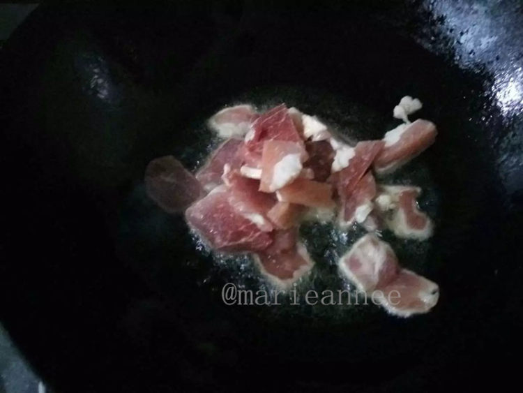 黄瓜胡萝卜炒肉片步骤5