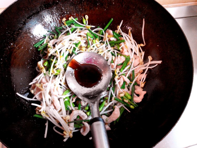 肉炒豆芽步骤6