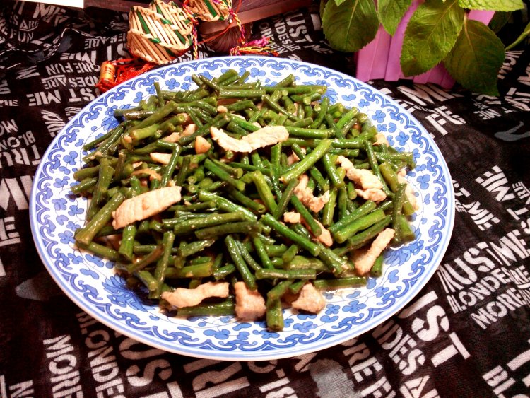 长豆炒肉步骤8