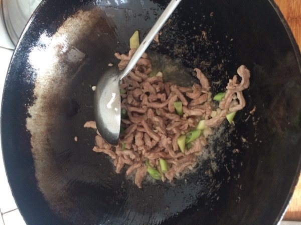 酸菜炖粉条步骤5