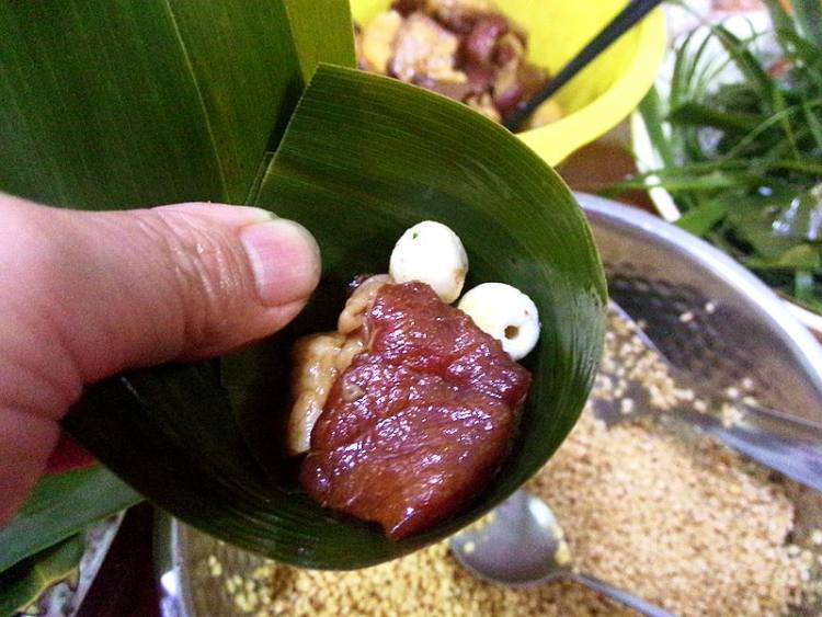 酱肉莲子粽#新鲜从这步骤12