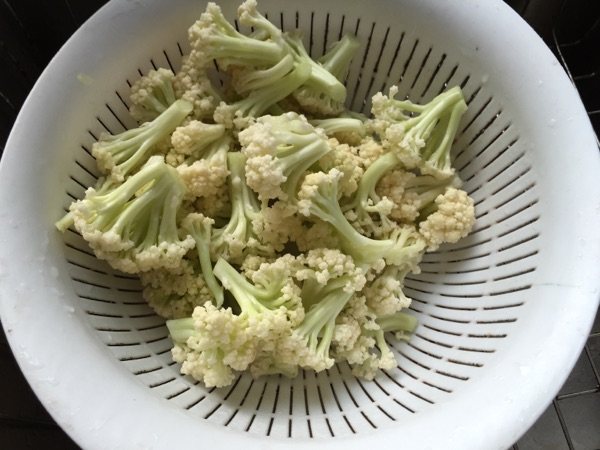 番茄菜花炒肉片#新鲜步骤2