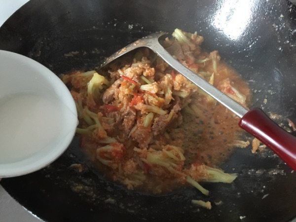 番茄菜花炒肉片#新鲜步骤11