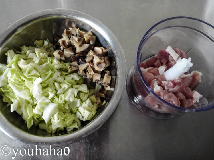 椎茸包菜饺子#新鲜从步骤2